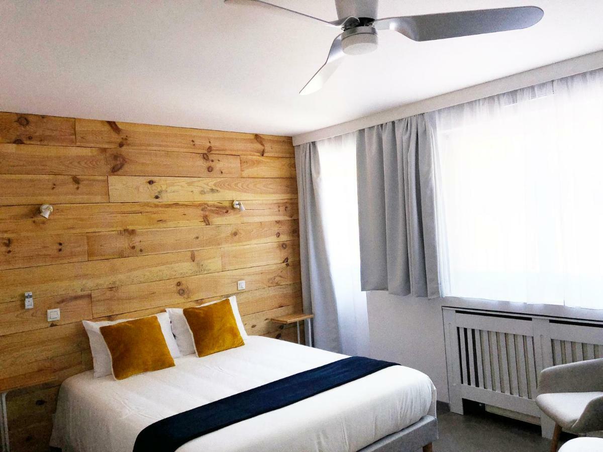 Hotel Du Lac D'Arjuzanx 外观 照片